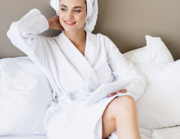 Sieviešu halāta un spa čībiņu noma